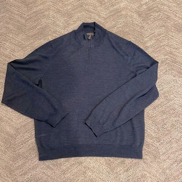 The Mens Store Bloomingdales 1/4 Zip 100% Merino Wool Sweater in Navy Blue - Picture 1 of 2